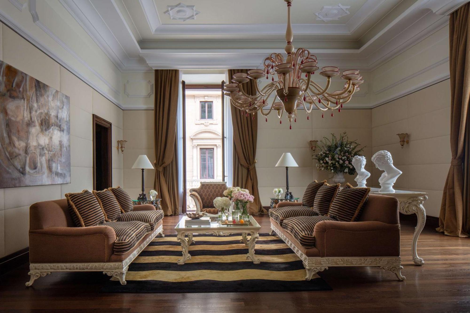Hotel Anantara Palazzo Naiadi Roma Esterno foto A living room