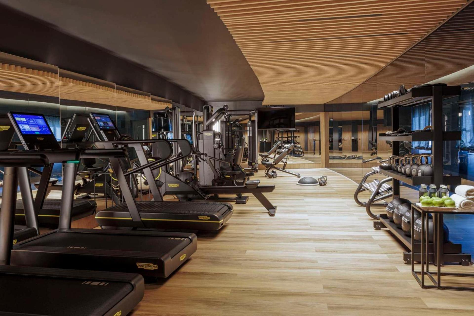 Hotel Anantara Palazzo Naiadi Roma Esterno foto The gym at The Hari